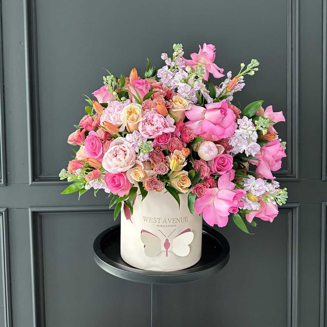 Blush Mix Flower Design